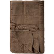 Vintage quilt camel